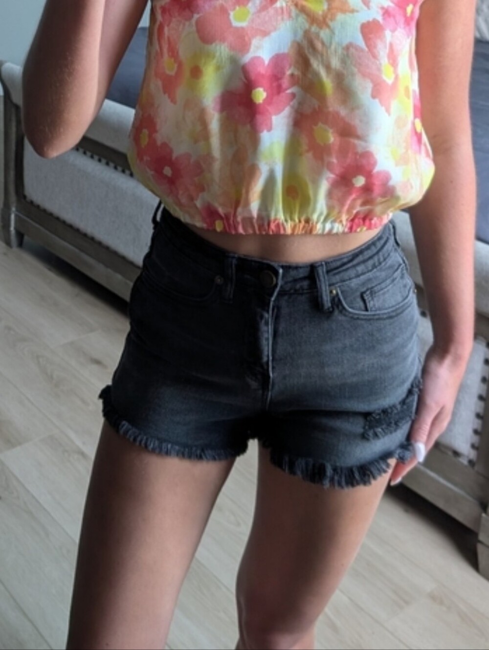 Black Distressed Denim Shorts Frayed Hem Size 26